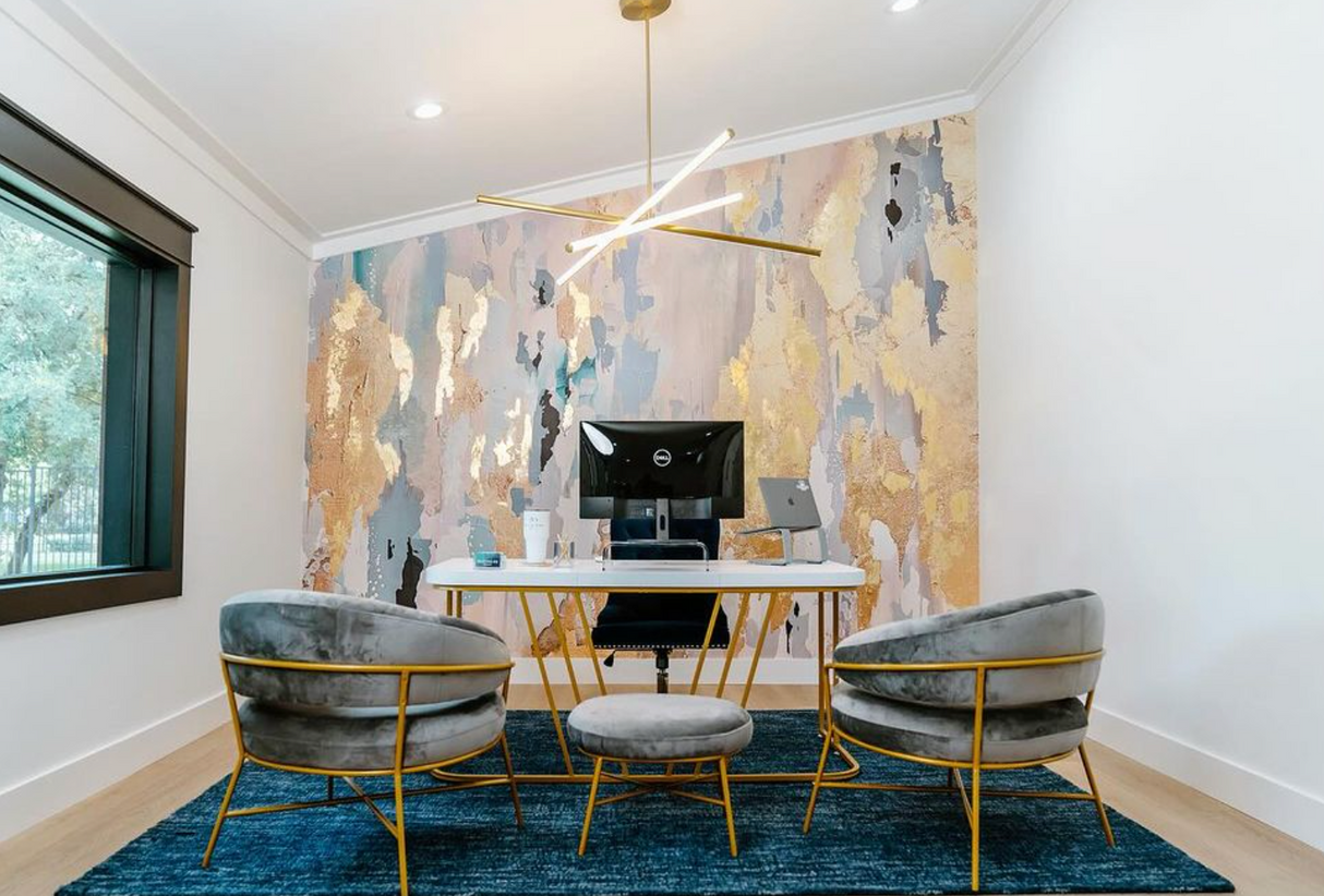 About Echo Lake Wallpapering